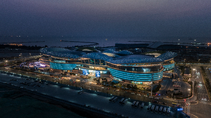 WAC | illuminates Haikou International Duty-Free City